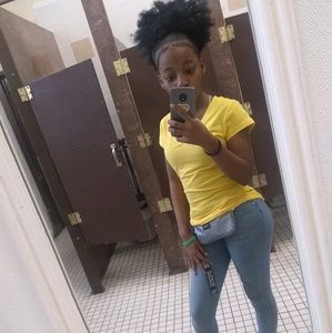 Meet your Posher, Romyah